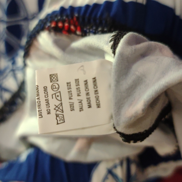 Nautical plus size leggings, NWOT - Picture 5 of 5